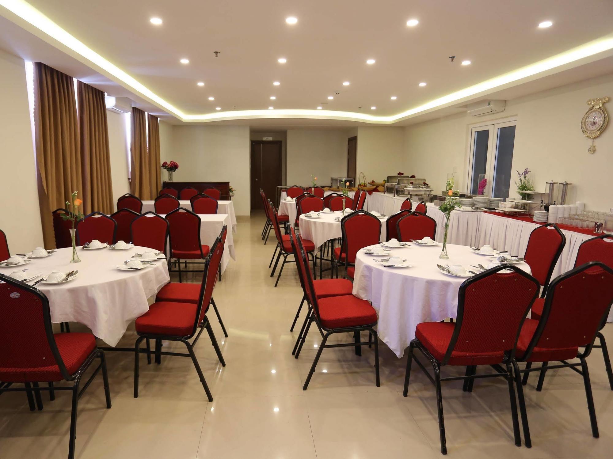 Golden Light Da Nang Hotel Exterior photo